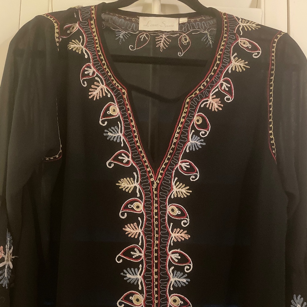 Boho black blouse